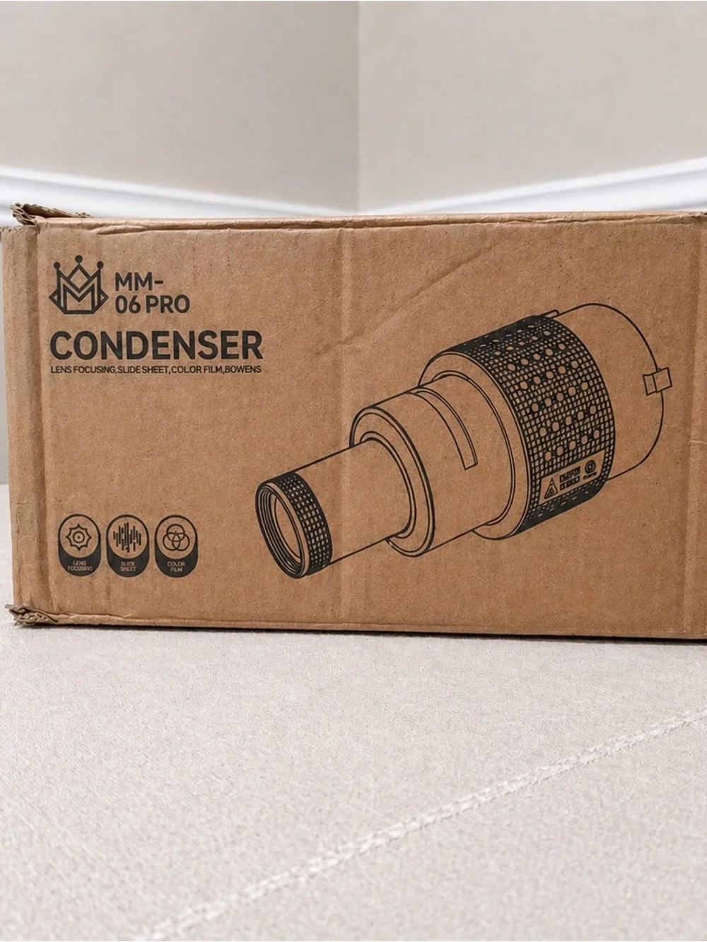 MM-06 Pro Condenser Light Modifier with Gobo Discs - Black